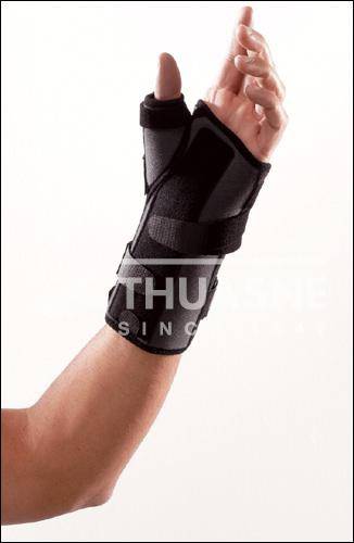 Orteza nadgarstka z kciukiem Ligaflex Manu
